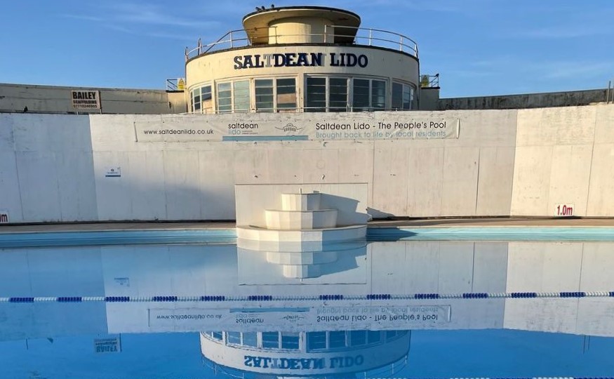 Saltdean Lido Pool and Building