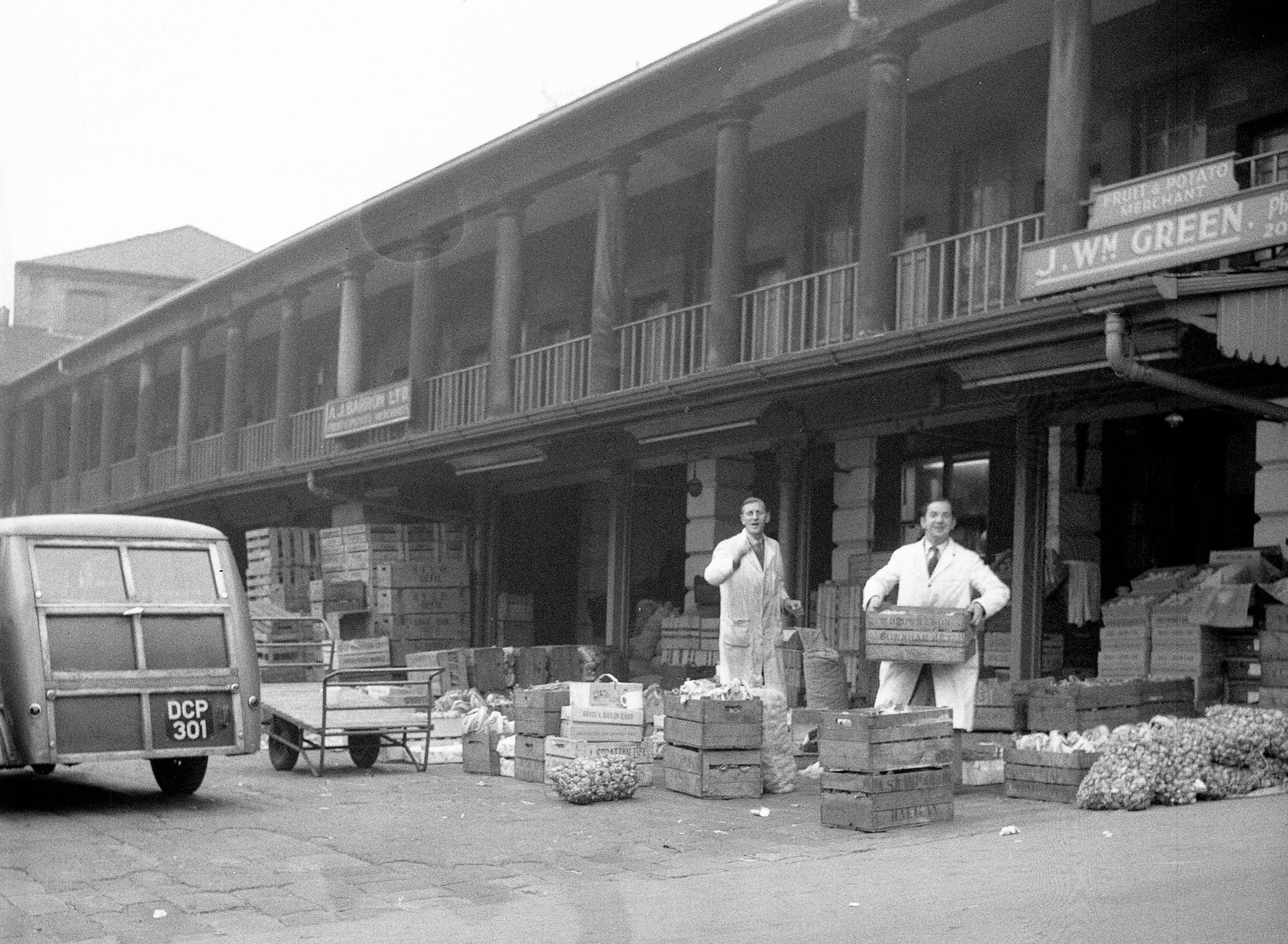 Vintage photograph of The Piece Hall