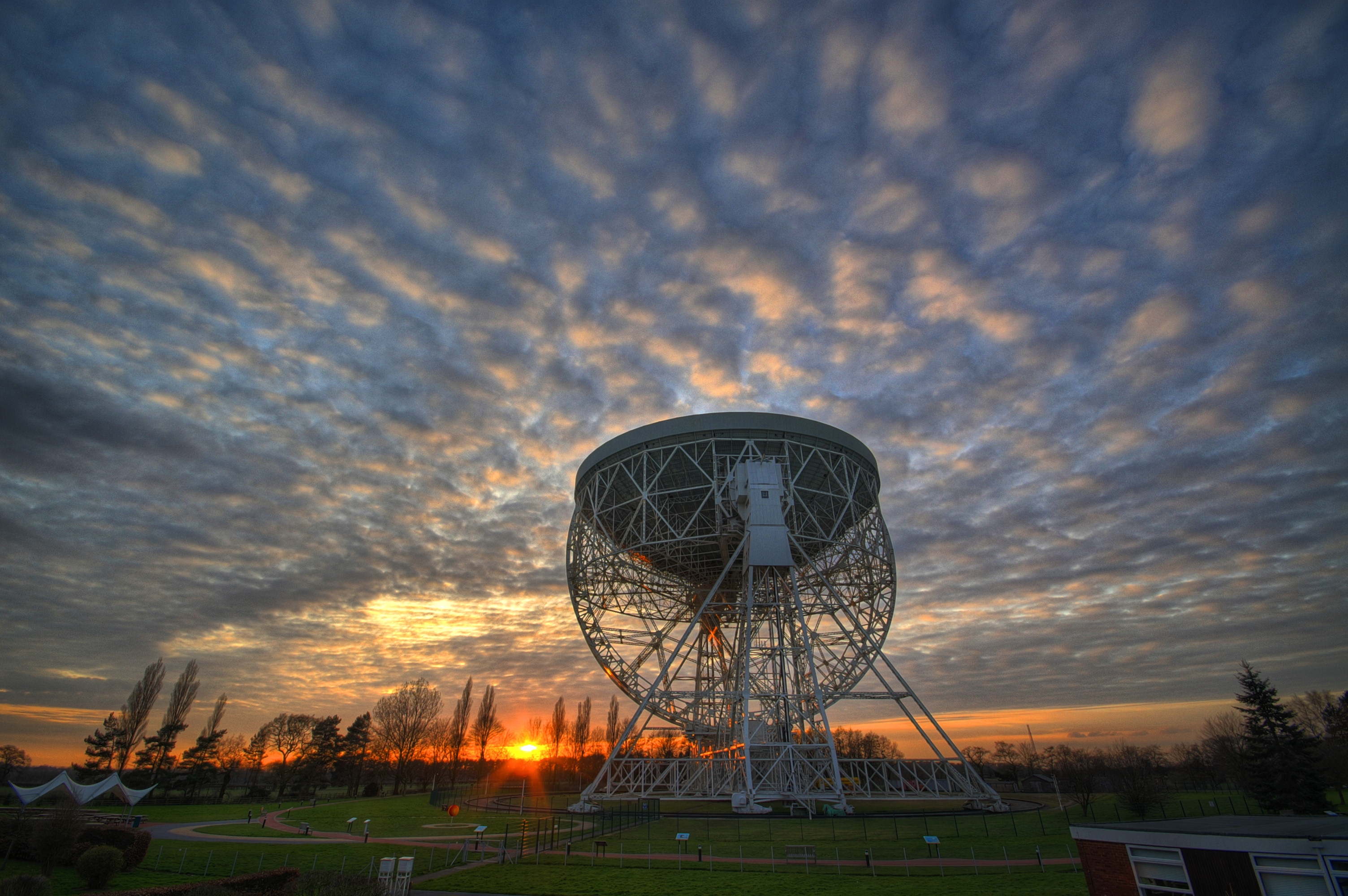 The Lovell telescope at sunset The Lovell telescope at sunset