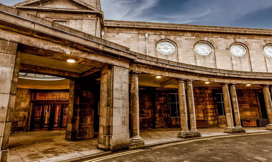 The front colonnade of the Leith Theatre. A view of the facade of the Leith Theatre, including the sweeping colonnade and entrance.