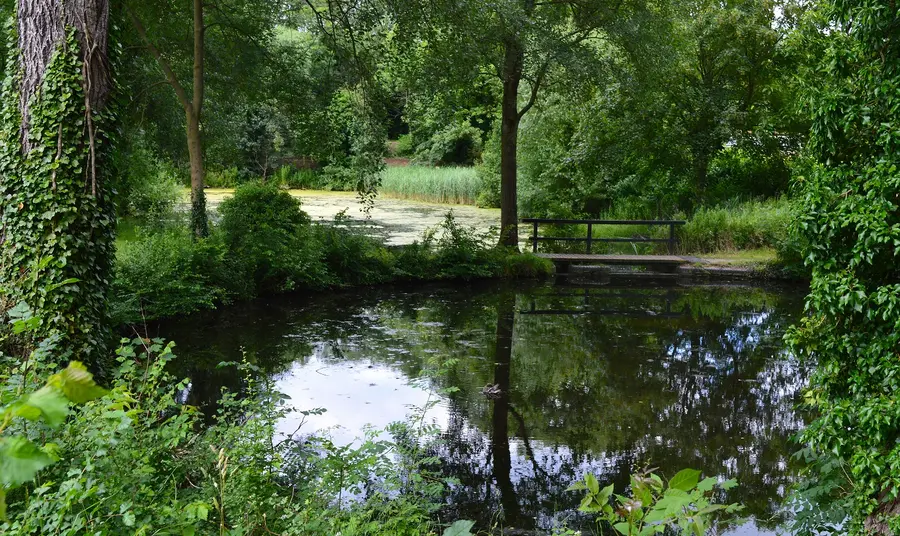 Great Linford Manor Park, Milton Keynes