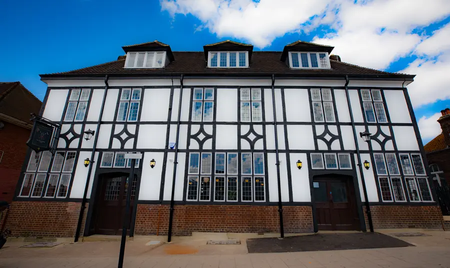 Fellowship and Star Pub