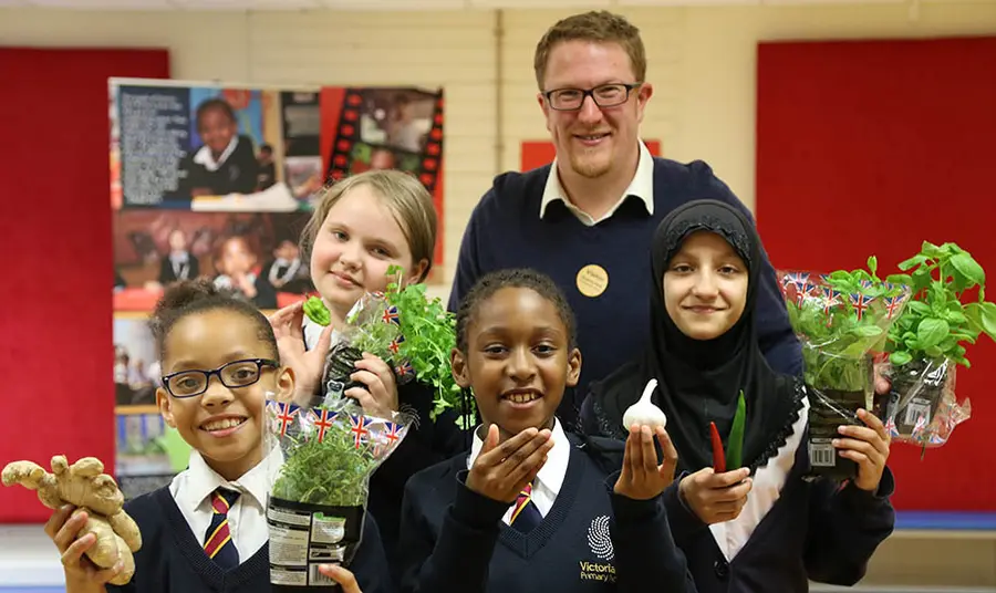 Victoria Park school pupils and teacher who took in the Memories of Spice from Smethwick project