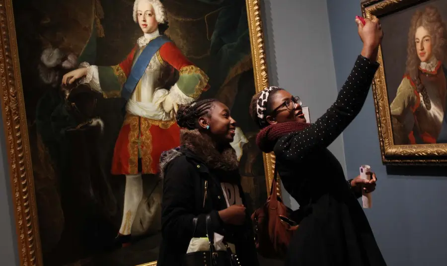 Two girls enjoying the NPG's 18th-century galleries 