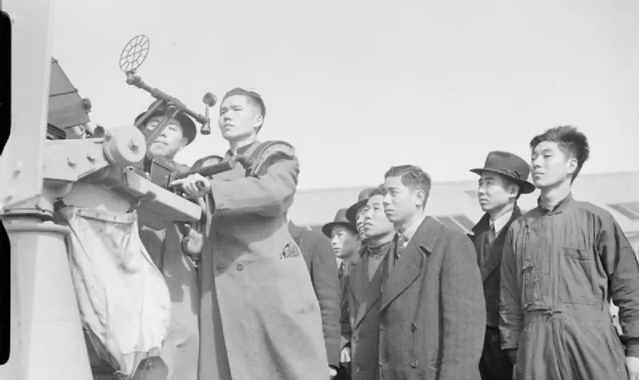 The history of lost Chinese sailors uncovered Chinese seamen learning how to handle an Oerlikon gun
