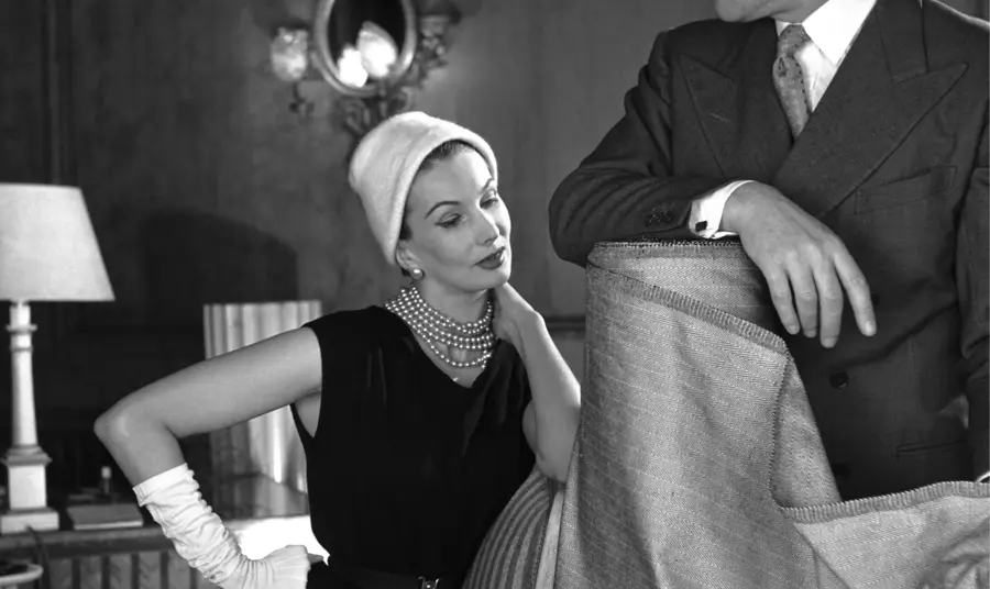 Hardy Amies and a model