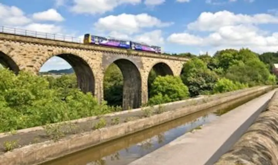 Marple Aqueduct. Marple Aqueduct.