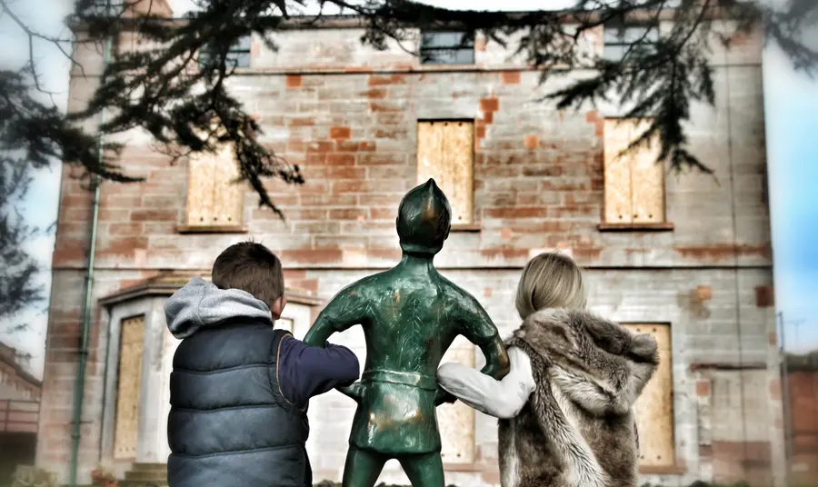 HLF ends the year with a sprinkling of fairy dust for Scotland’s heritage New adventures at Moat Brae