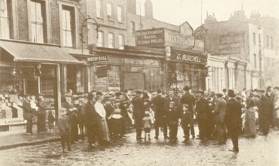 Hoxton Hall 1906