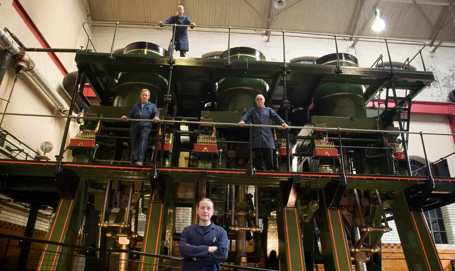 River Don Engine with engineers