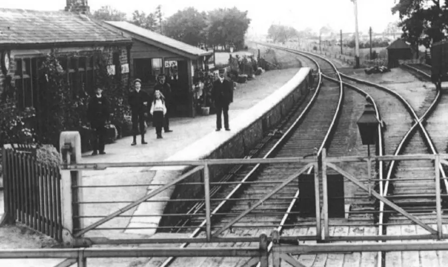 Historical photograph of Scruton Station in the 1900s