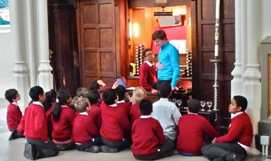 Class lesson at St John's, Hyde Park Class lesson at St John's, Hyde Park