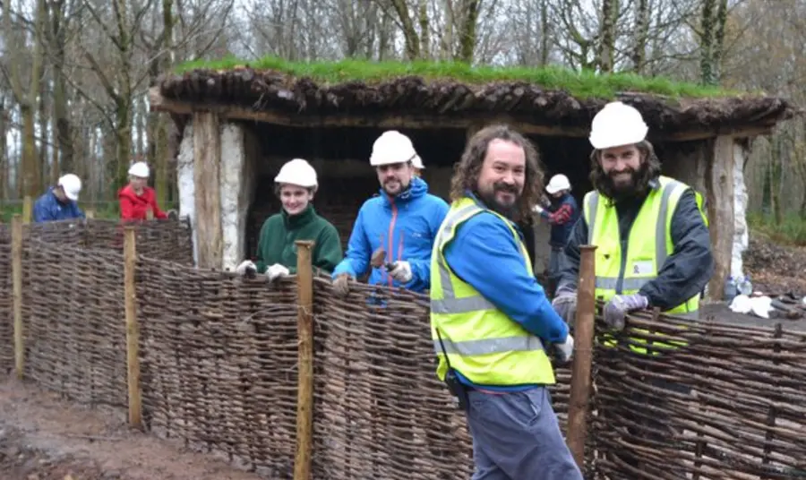 Volunteers helping out at a HLF project