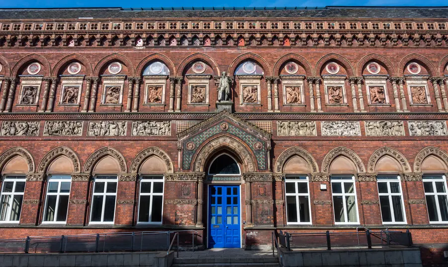 Outside view of the Wedgwood Institute, Burslem
