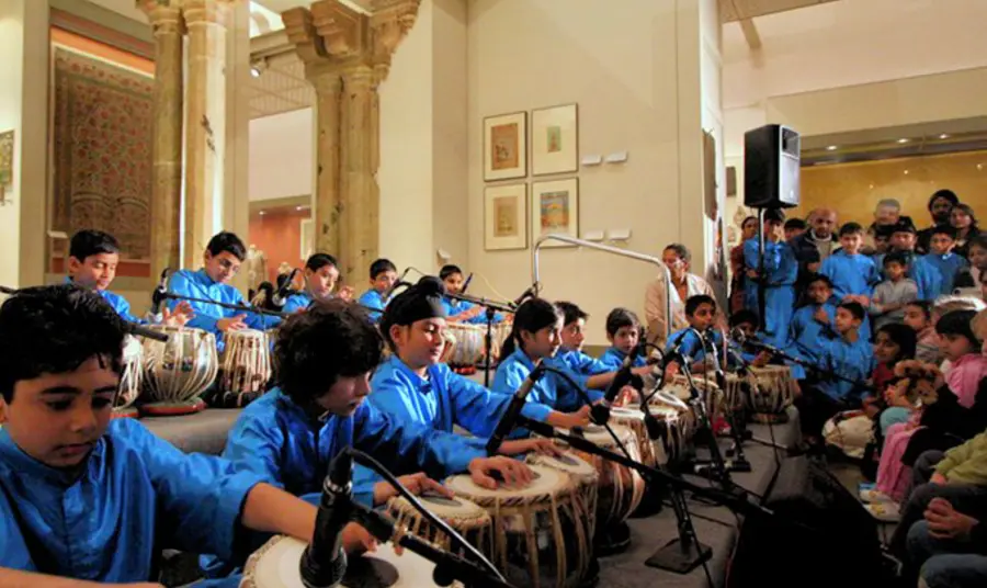 Children playing the tabla