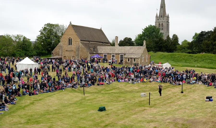 Falconry display at Oakham Castle