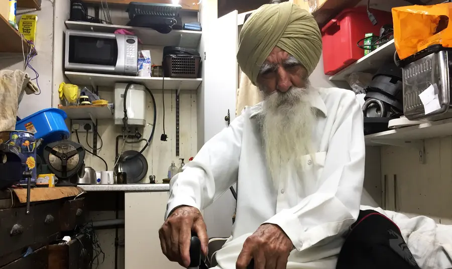 A volunteer shares his family's story of moving after partition to escape the dangers for Muslim families.