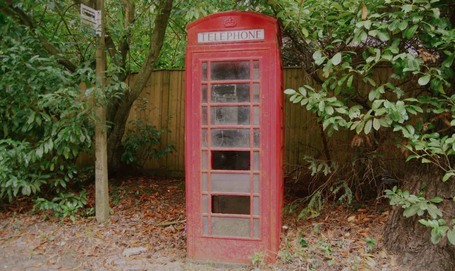 Red telephone box