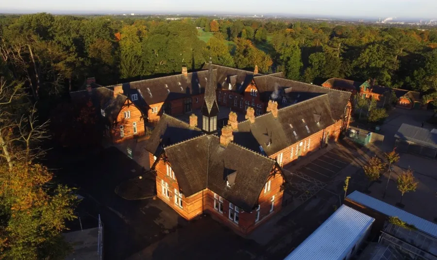The conservation and enhancement of the Central Lodge at Stewart Park, Middlesbrough as a land based education facility