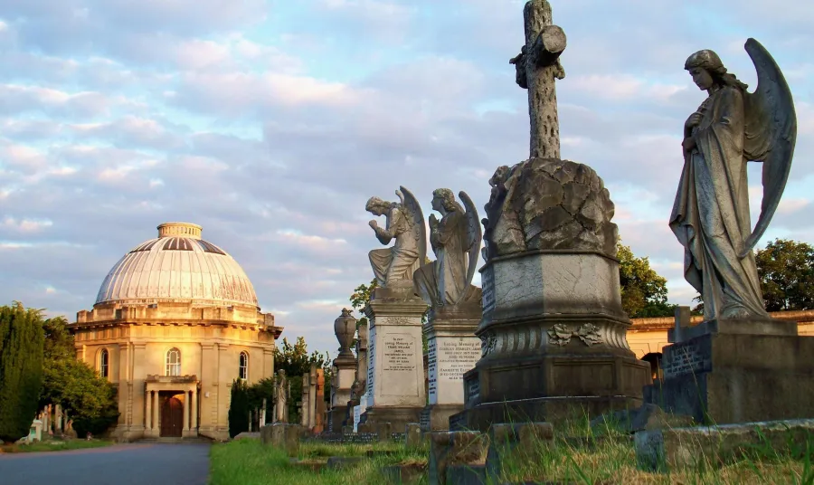 Brompton Cemetery