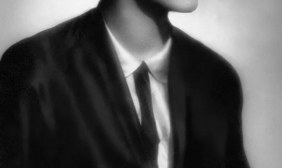 Evelyn Dove