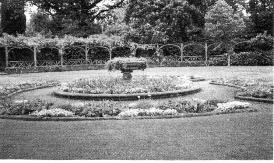 Archive image of the historic Worth Park Fountain Garden