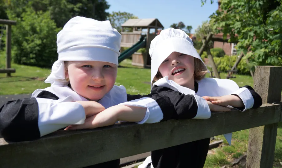 Children dressed as pilgrims at Scrooby Manor