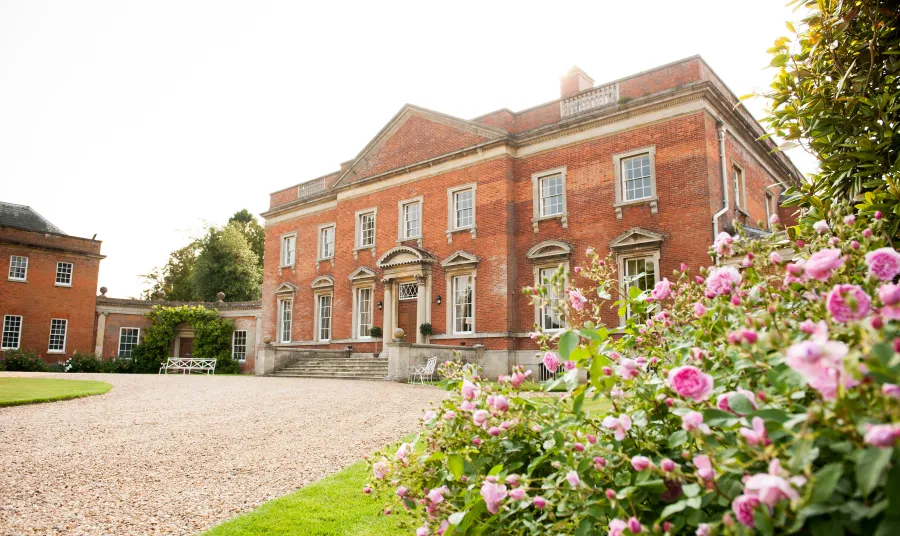 Kelmarsh Hall & Gardens