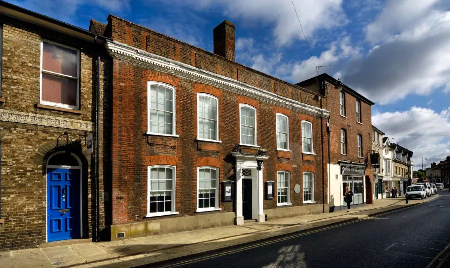 Georgian facade of Gainsborough's House