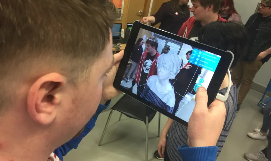 Young people using digital technologies and creative media to connect with museums and their collections