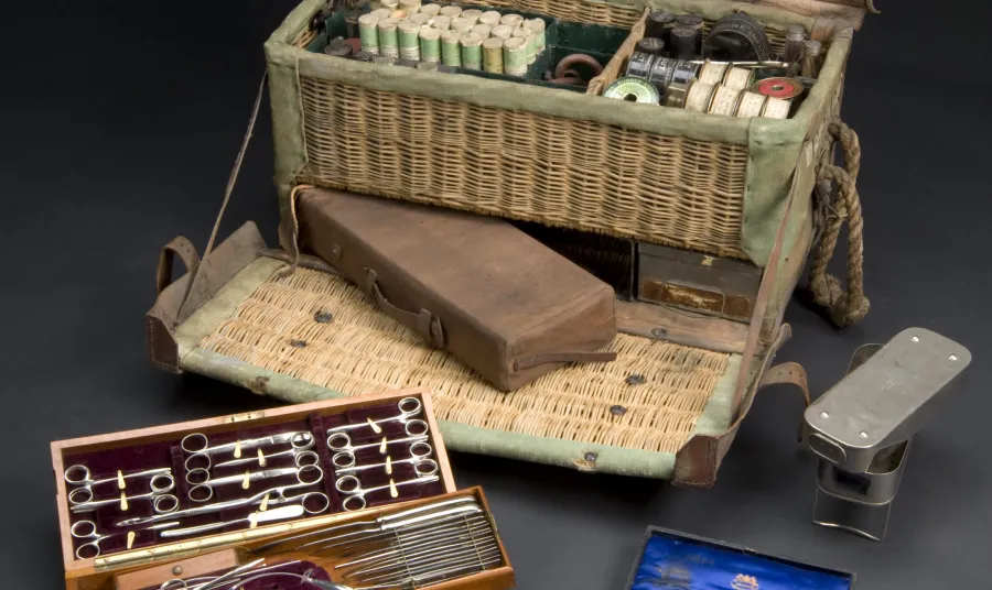A British No1 field surgical pannier