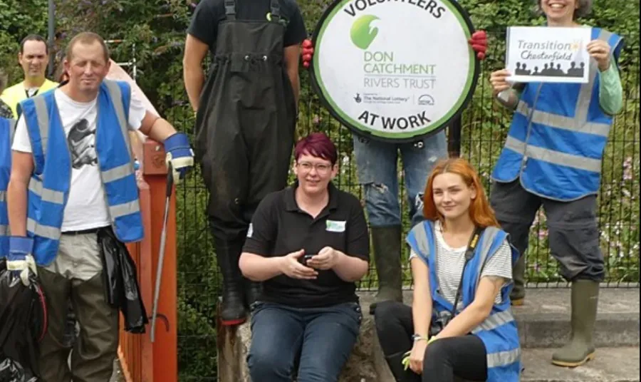Volunteers of the Don Catchment Rivers Trust 