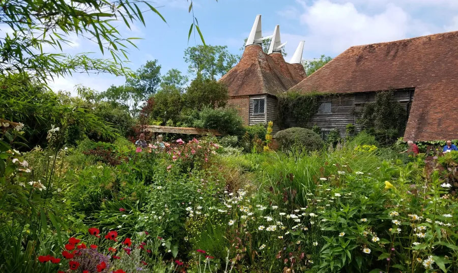 The house and gardens at Great Dixter