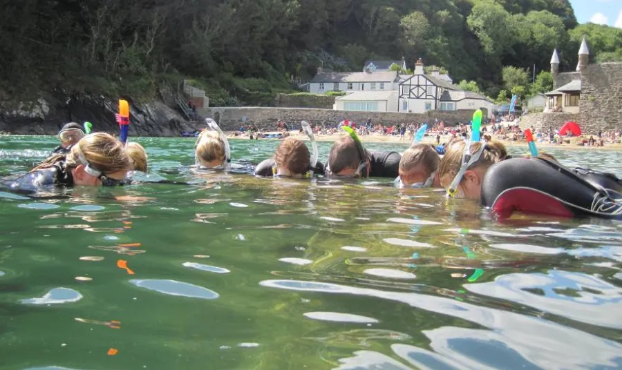 Children on a snorkel safari