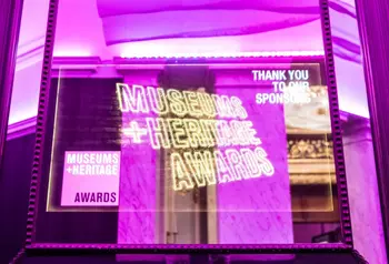 Pink awards show graphics