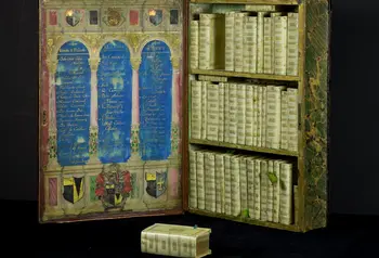 A 17th century travelling library