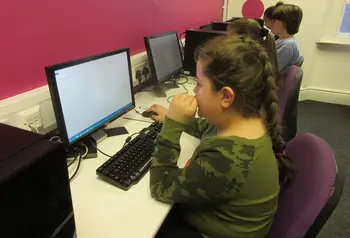 Young people using the internet to research the Somme