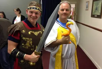 Two volunteers in Roman costume