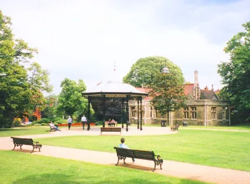 Bandstand at Newark Castle Gardens