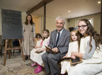 David Livingstone's Great Great Grandson Neil Wilson and school children