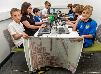 CreweCraft: Young Roots Crafting Crewe's Heritage in Minecraft