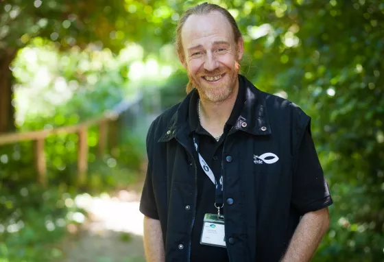 Changing lives: Traineeship helps Darren give back to his local park Darren in Jubilee Country Park, Bromley