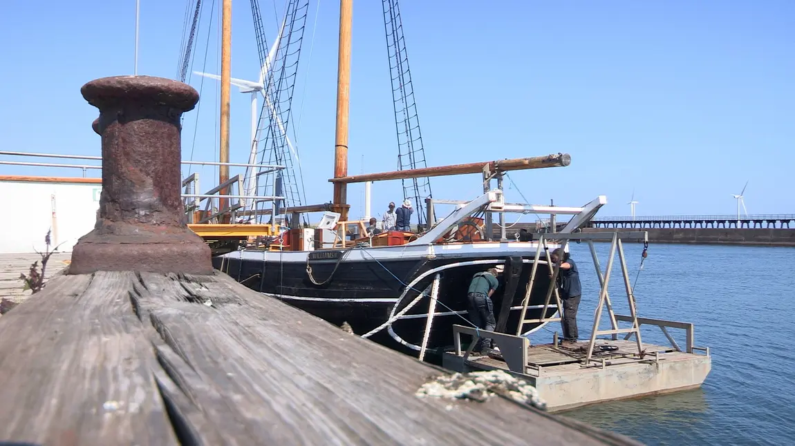 Changing Lives: Anchors aweigh for Blyth Tall Ship apprentices Apprentices working on Williams II