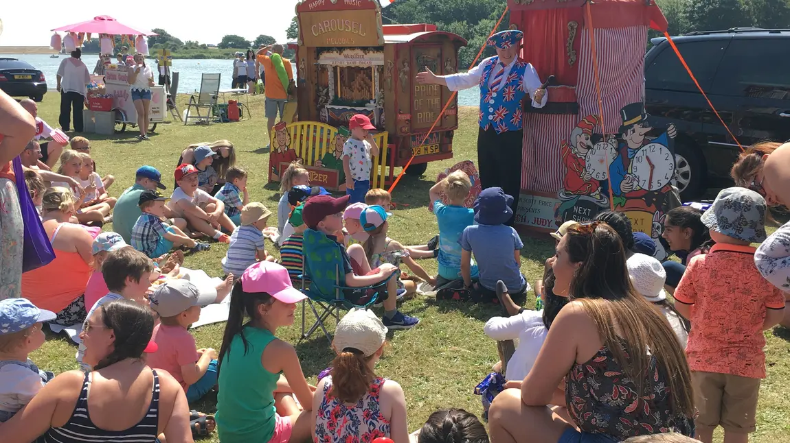 Children at a show