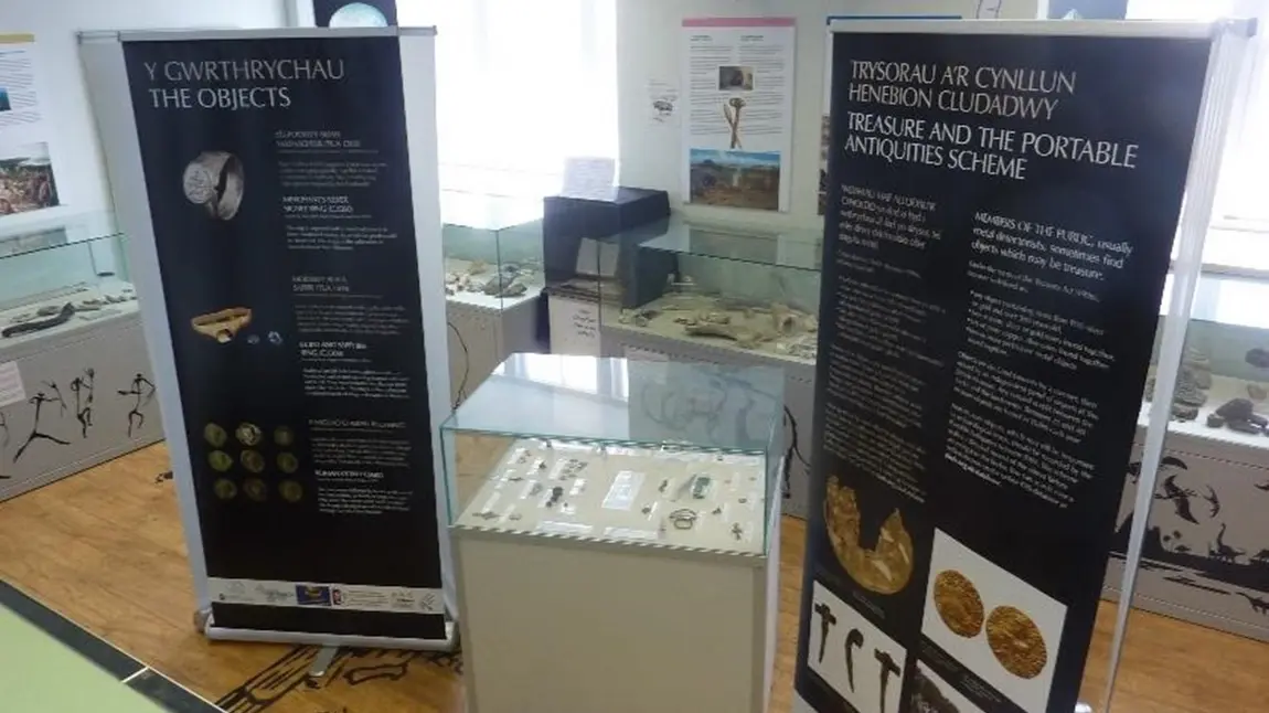 A community archaeology project display