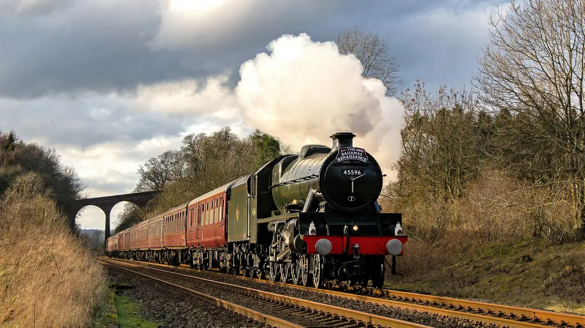 Yorkshire Jubilee steam locomotive returns to rails after 25 years Steam train