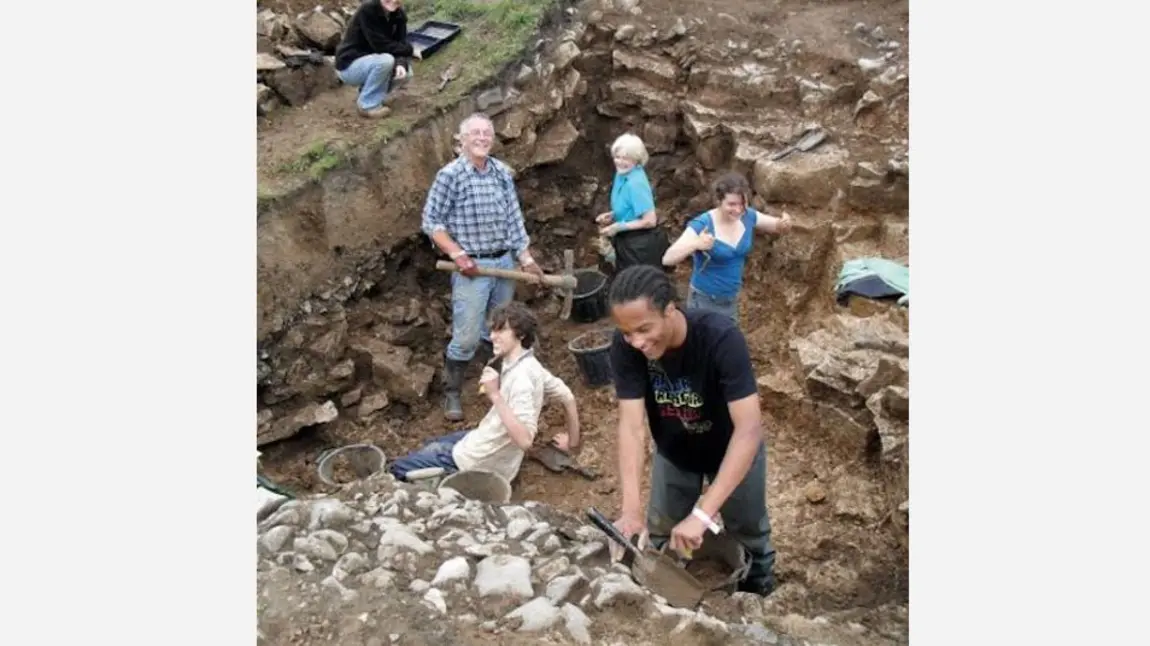 People carrying out an archaeological excavation