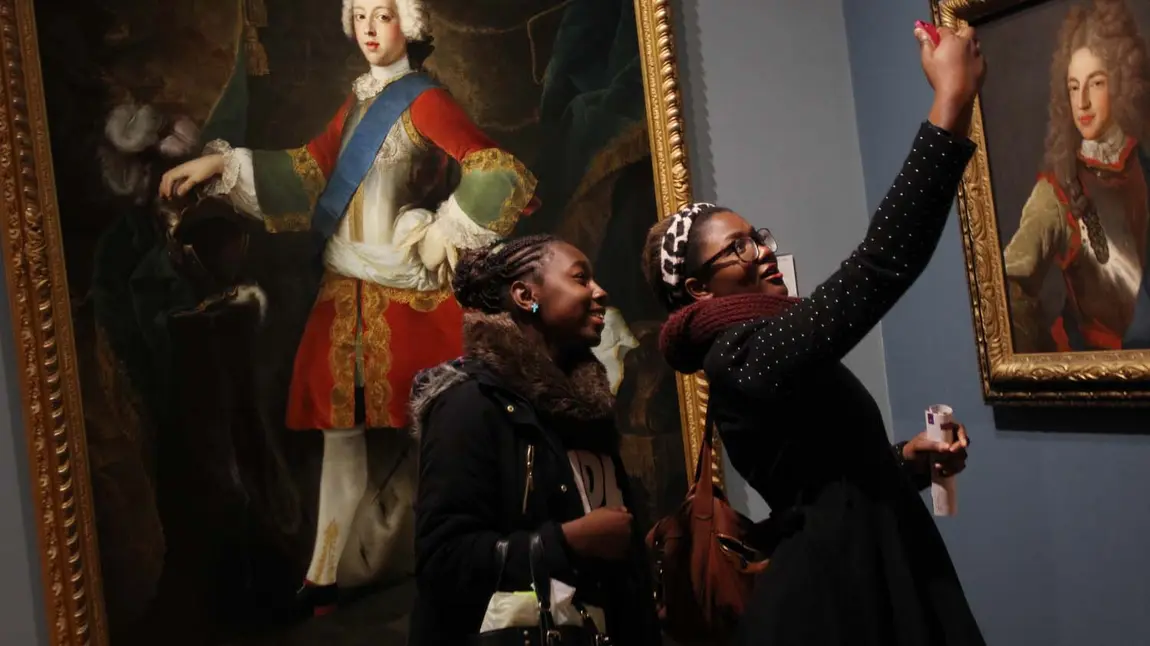 Two girls enjoying the NPG's 18th-century galleries 