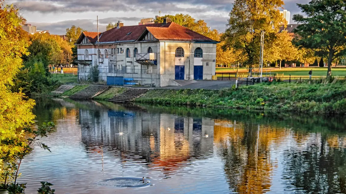 Glasgow Green Boathouse set for redevelopment The Boathouse from across the Clyde