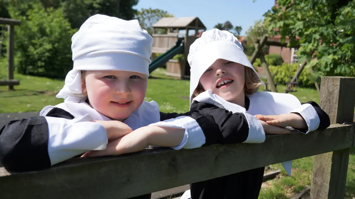 Children dressed as pilgrims at Scrooby Manor